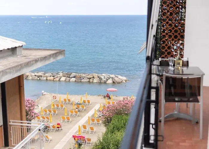 Apartman 25trilocale Vista Mare E Amazzonia Style *